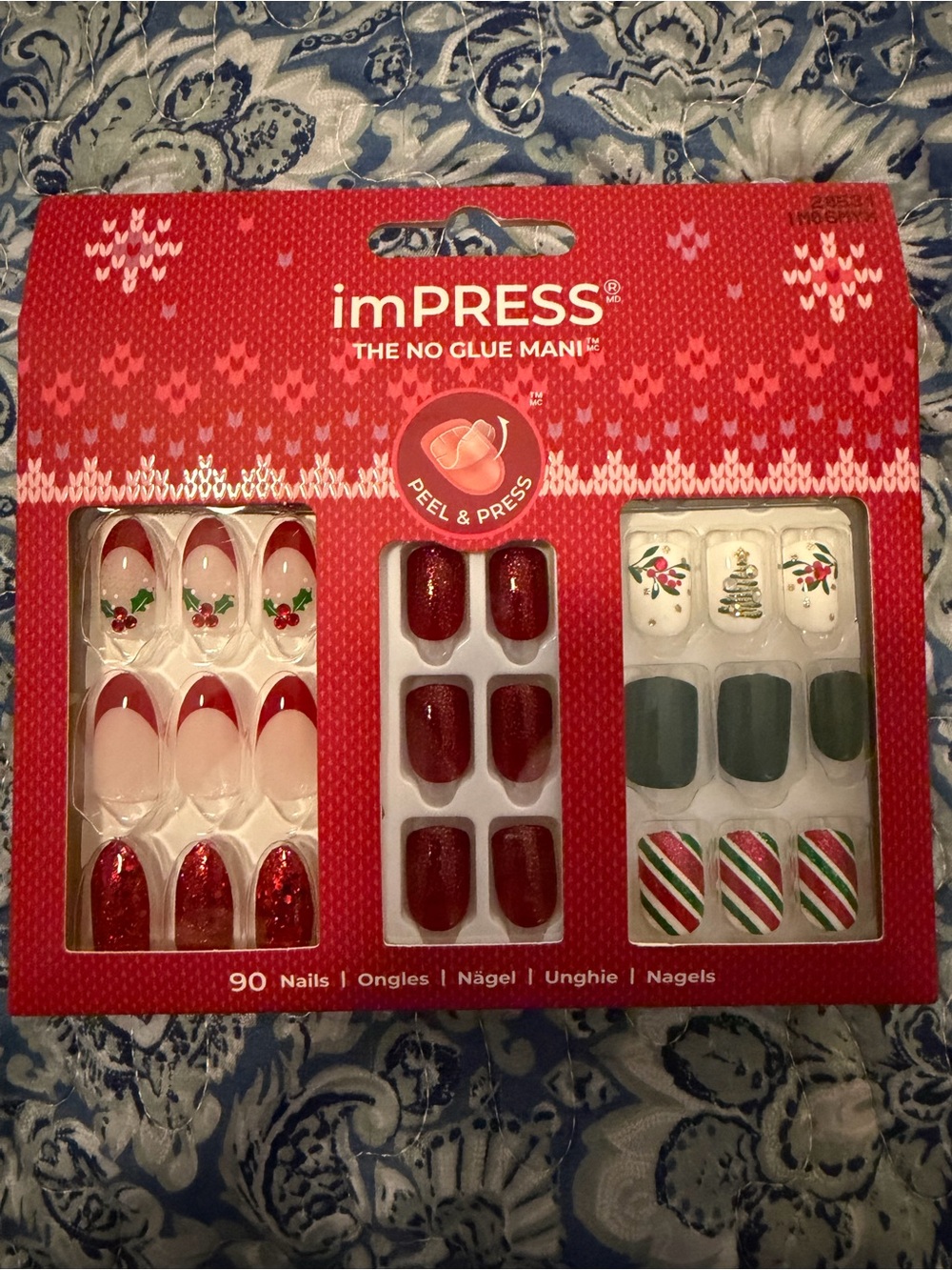 imPRESS No Glue Holiday Nail Kit - Red, Green, White 90 nails